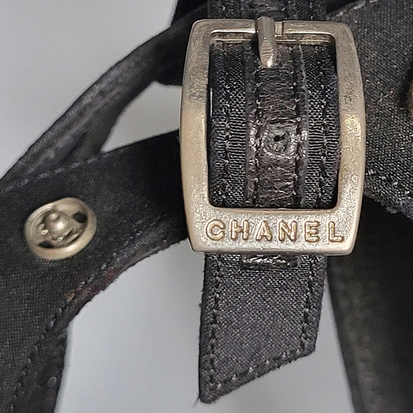 CHANEL 2003 Snap Collection Ankle Strap Pumps With Metal Snaps & Hooks Black 38 - Picture 10 of 16